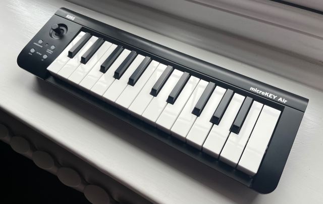 Korg Microkey air 25 Bluetooth and USB controller | in Washington