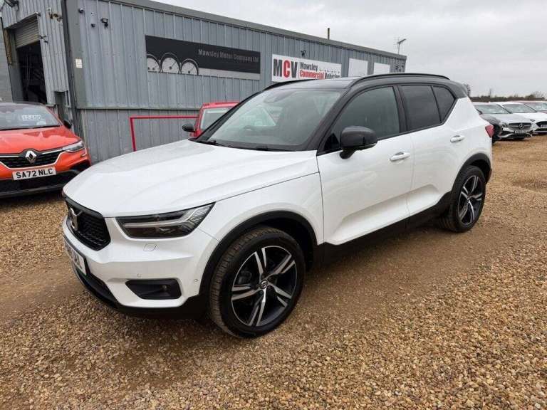 2018 Volvo XC40 2.0 D4 R-Design SUV 5dr Diesel Auto AWD Euro 6 (s/s) (190 ps) Diesel Automatic