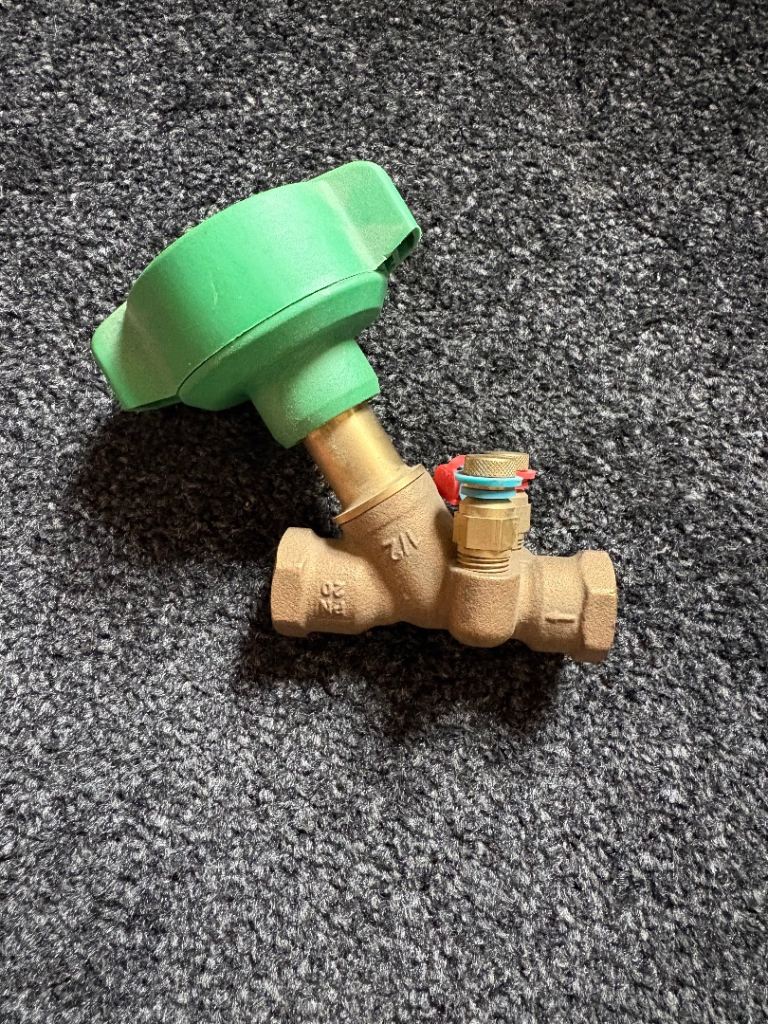Hatsersley Double Regulating Valve - Good Condition