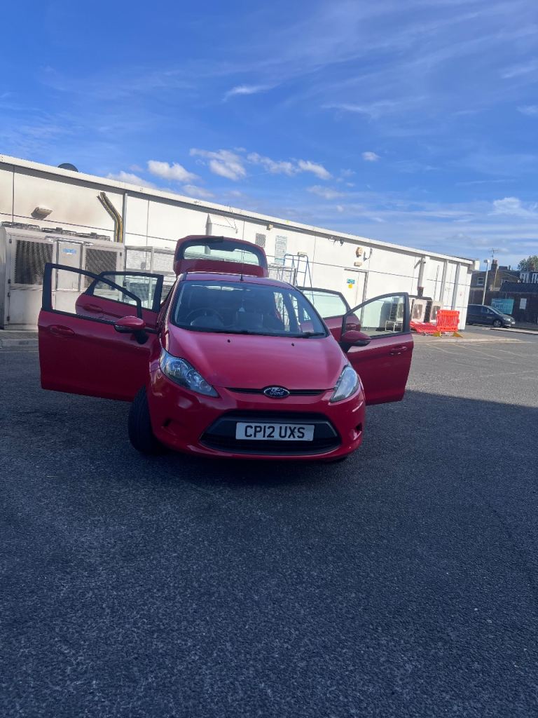 Ford, FIESTA, Hatchback, 2012, Manual, 1242 (cc), 5 doors