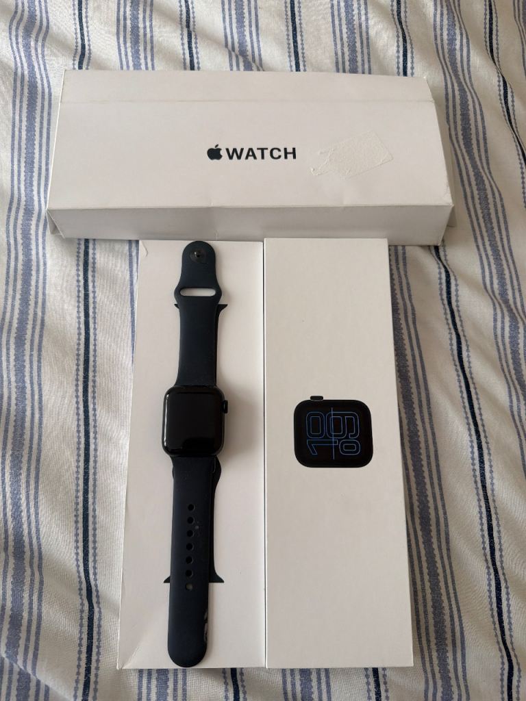 Apple Watch SE 3 GPS 40mm – Midnight Aluminium 