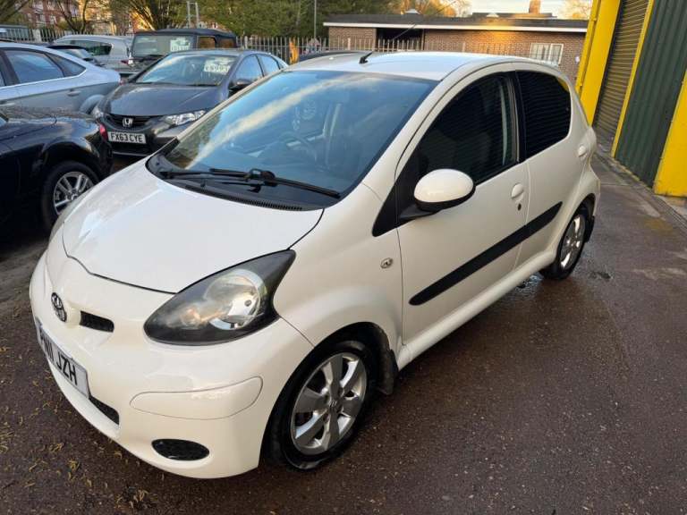  Toyota Aygo 1.0 VVT-i Go MultiMode Euro 5 5dr (AC) Petrol