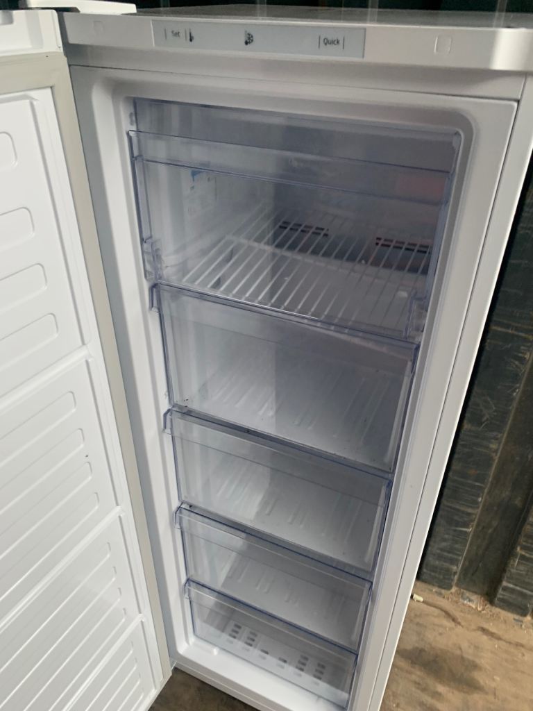 BEKO FREEZER 