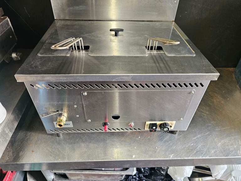 Parry lpg gas tabletop fryer 