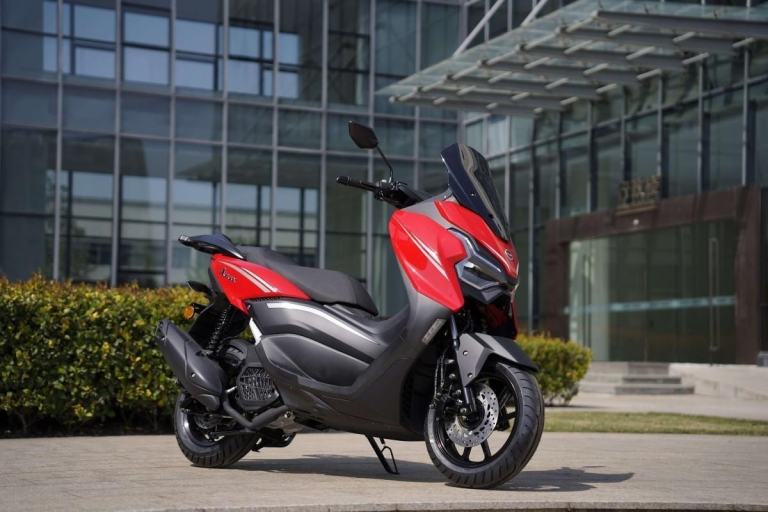 image for NEW MGB AMAX 125cc Automatic Scooter Learner Legal City Commuter Excellent MP...