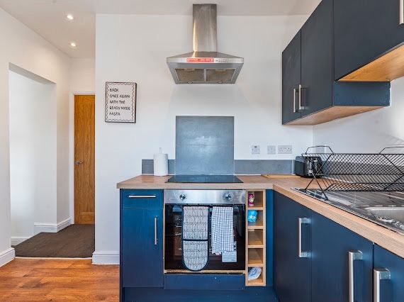 Ng7 fully furnished 2 bedroom apartment