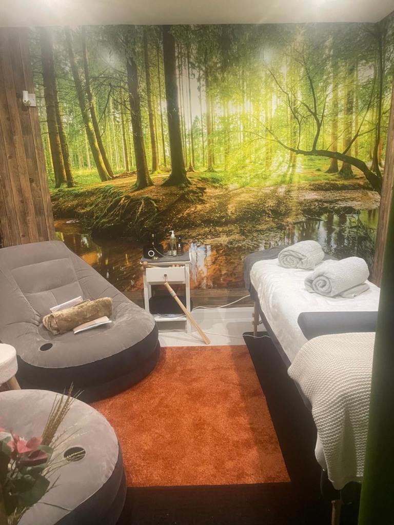 Forest Timeout relaxing massage 