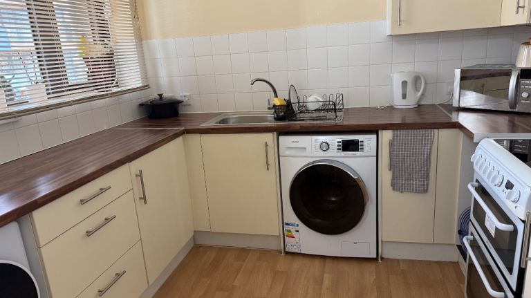 Double large Room to rent 