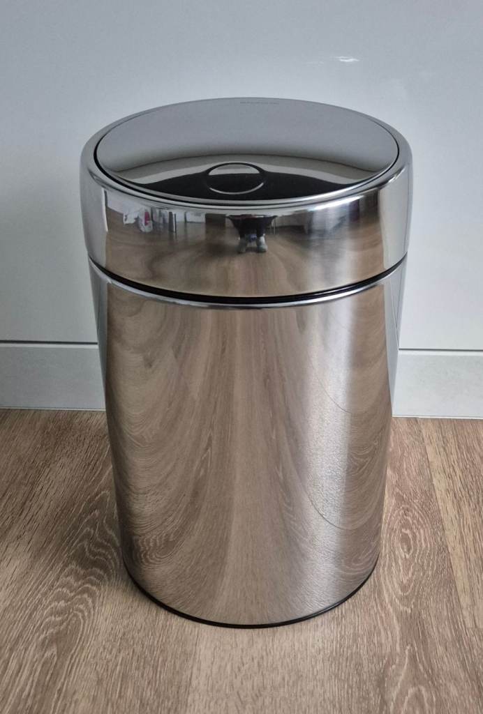 Brabantia 5L Swing Lid Bathroom Bin - Brilliant Steel