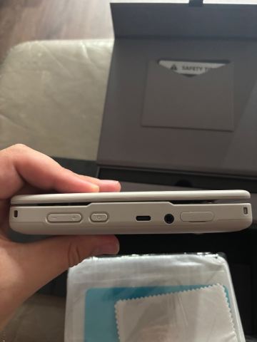 AYN Thor Rainbow Max 16+1TB | in Bicester, Oxfordshire | Gumtree