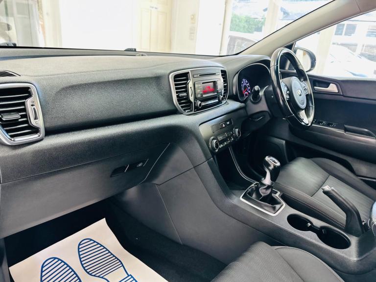 2016 Kia Sportage 1.7 CRDi 1 Euro 6 (s/s) 5dr ESTATE Diesel Manual