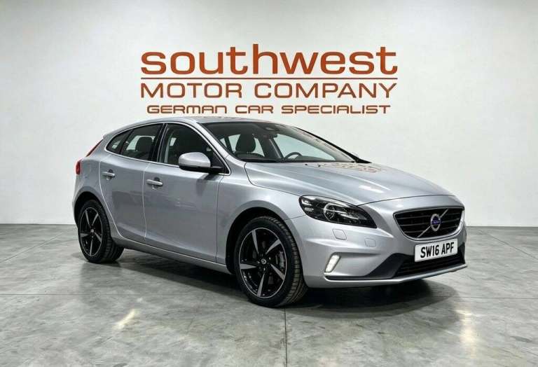 2016 Volvo V40 2.0 D2 R-Design Lux Hatchback 5dr Diesel Manual Euro 6 (s/s) (120 ps) Hatchback Di...