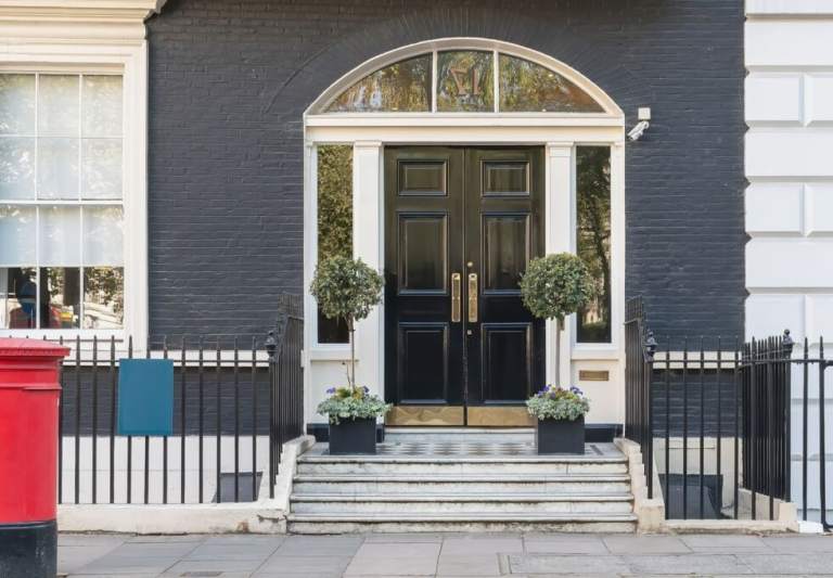 Furnished offices to rent in *Marylebone*. Office Spaces for 2 to 60 desks W1G