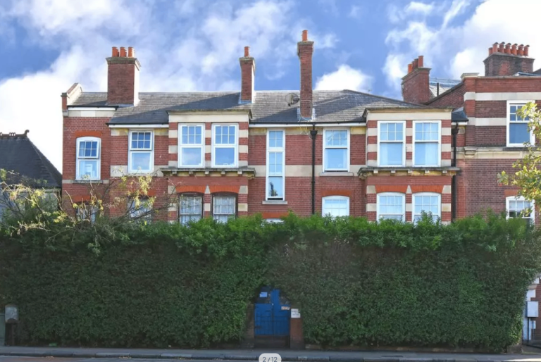 Just off Lordhsip Lane and close to Dulwich Park