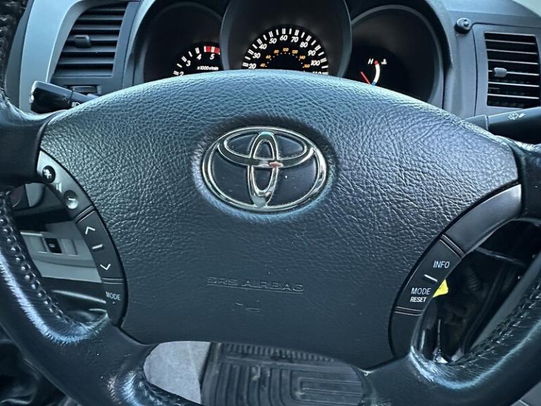 2011 Toyota Hilux 2.5 D-4D HL3 Pickup 4dr Diesel Manual 4WD (194 g/km, 144 bhp) Pickup Diesel Manual