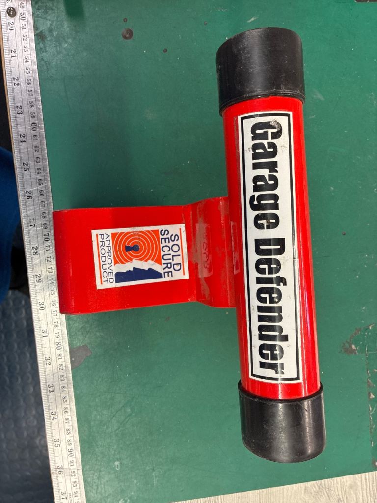GARAGE DEFENDER