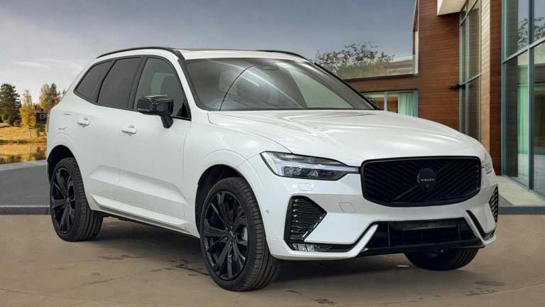  Volvo XC60 2.0 B5 MHEV Ultra Black Edition SUV 5dr Petrol Hybrid Auto AWD Euro 6 (s/s) Petrol/El...
