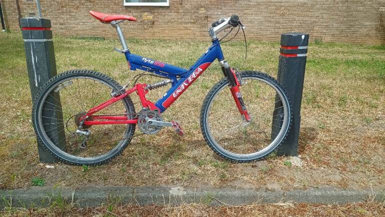 Univega flyte full suspension mountain bike
