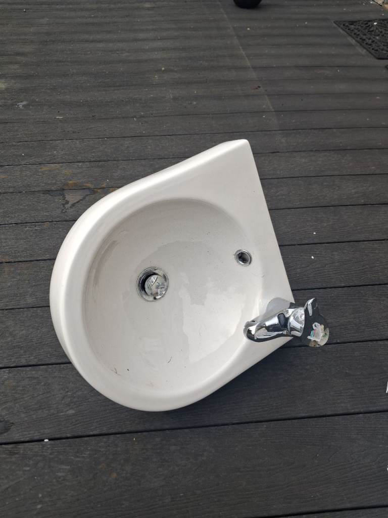 White Ceramic Sink with Tap 