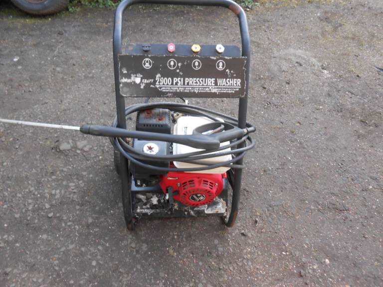 HONDA GX 200 SWISSKRAFT PRESSURE WASHER.