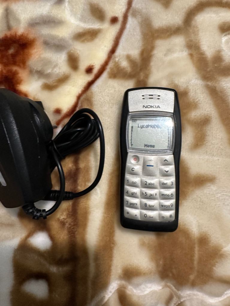 Nokia 1100 unlocked 