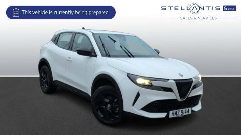 2025 Alfa Romeo Junior 1.2 Turbo Ibrida 5dr Auto HATCHBACK PETROL Automatic