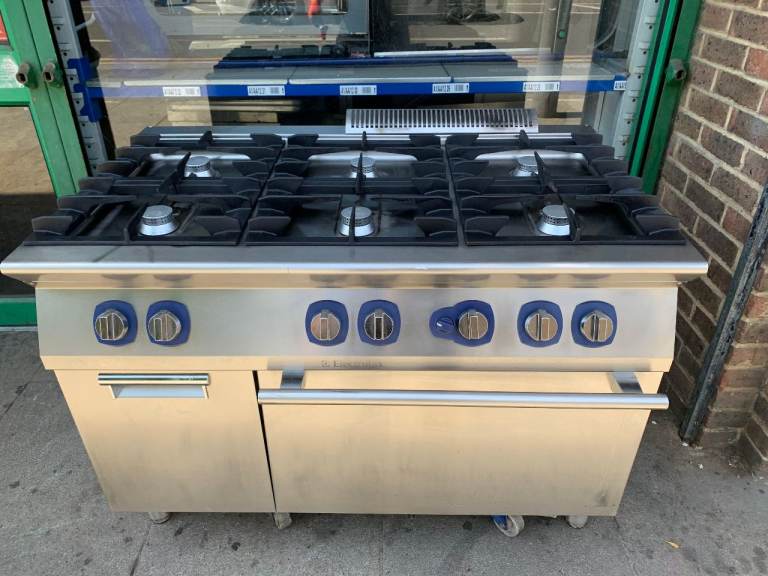 ELECTROLUX LARGE 6 BURNER COOKER UNDER OVEN  ,CAFE KEBAB CHICKEN RESTAURANT TAKE AWAY BBQ 