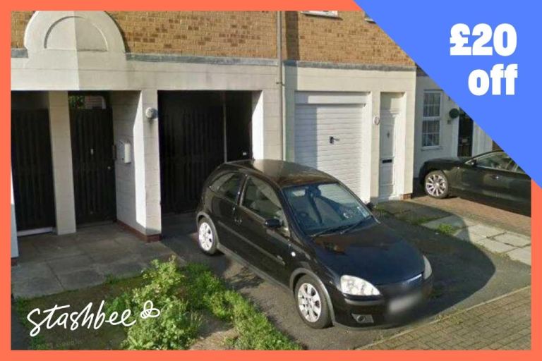 Garage to rent in Swanley (BR8) | Stashbee