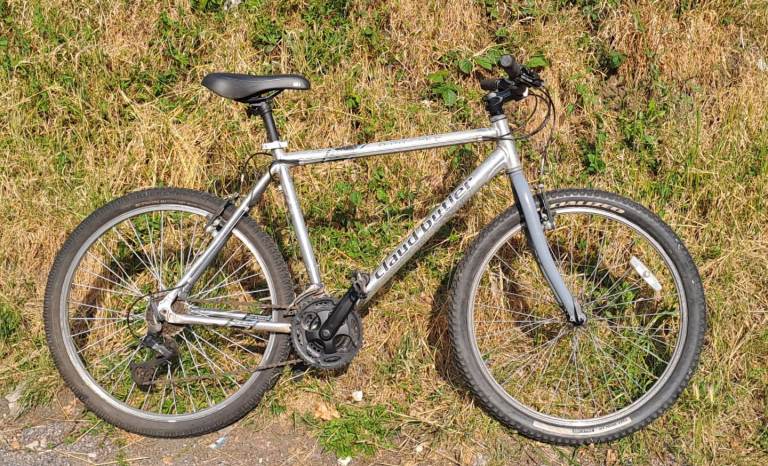 Claud Butler hybrid aluminium frame bike 