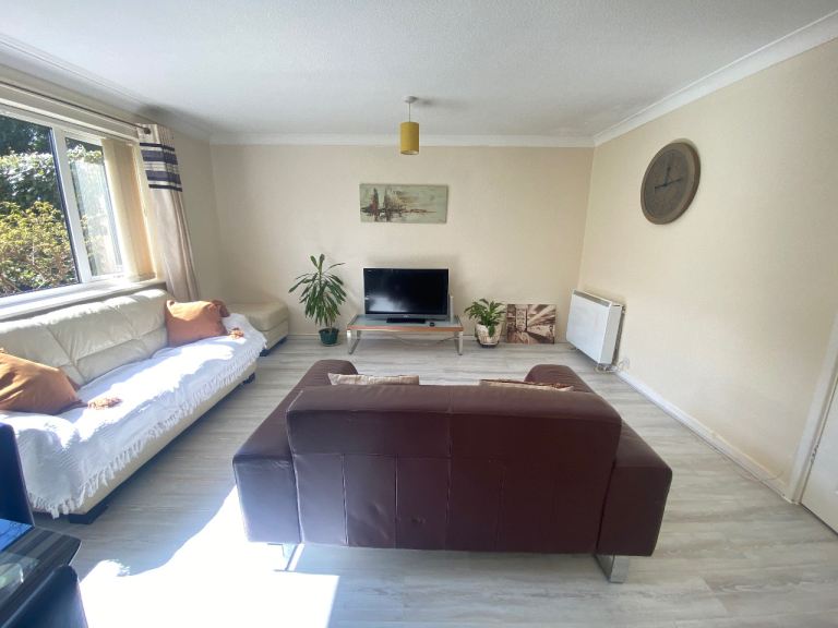 Spacious Ground Floor Apartment Available NOW SOLIHULL SHELDON