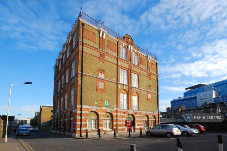 Studio flat in Durward Street, London, E1 (#2887792)