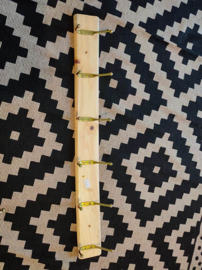 4 and 6 hooks cloth rail wall mounted hangers