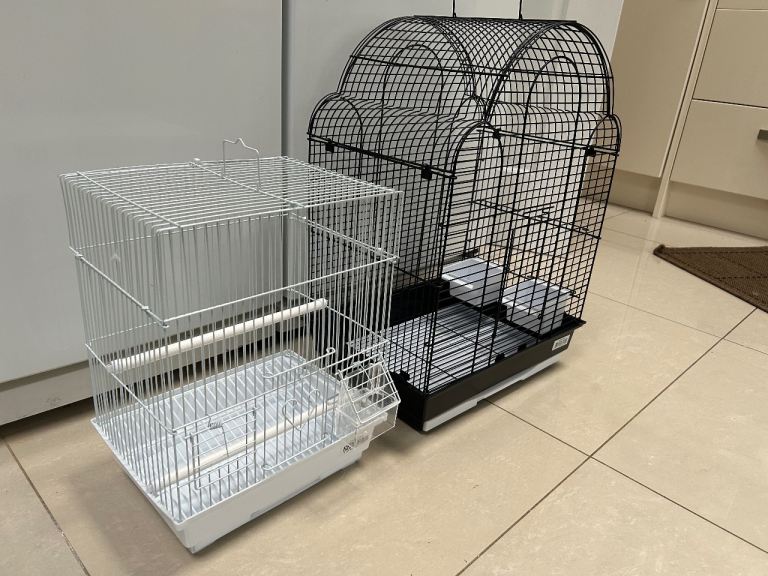 Cage, suitable for Budgies and other small birds 