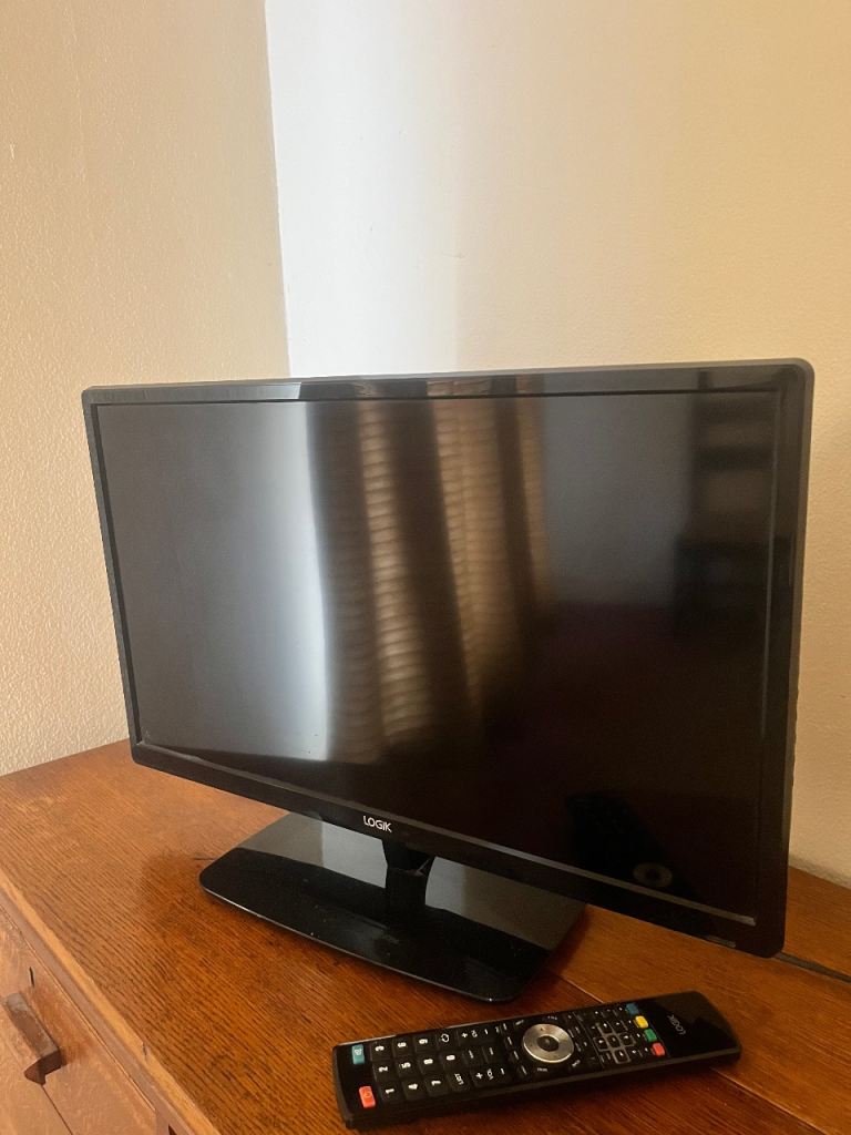 24” Logic flat screen/HD ready/LCD