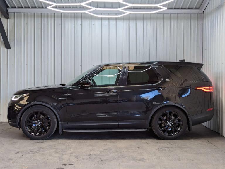 2017 Land Rover Discovery 3.0 Discovery HSE TD6 Auto 4WD 5dr SUV Diesel Automatic