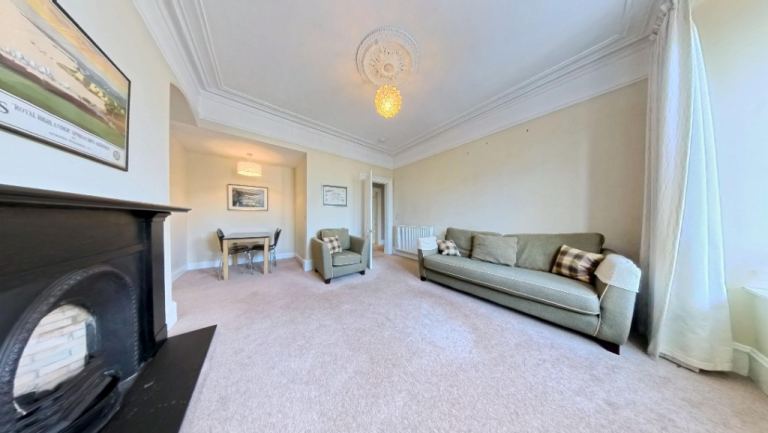 2 bedroom flat in Holburn Street, City Centre, Aberdeen, AB10 6BX