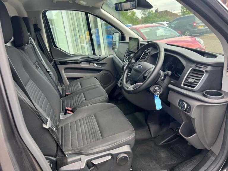 2023 Ford Transit Custom 2.0 320 EcoBlue Limited Panel Van 5dr Diesel Auto L2 H1 Euro 6 (170 ps) ...