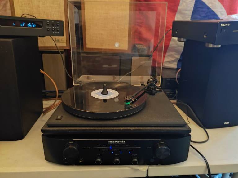 Marantz PM6004 Integrated Amplifier  fully tested and working  