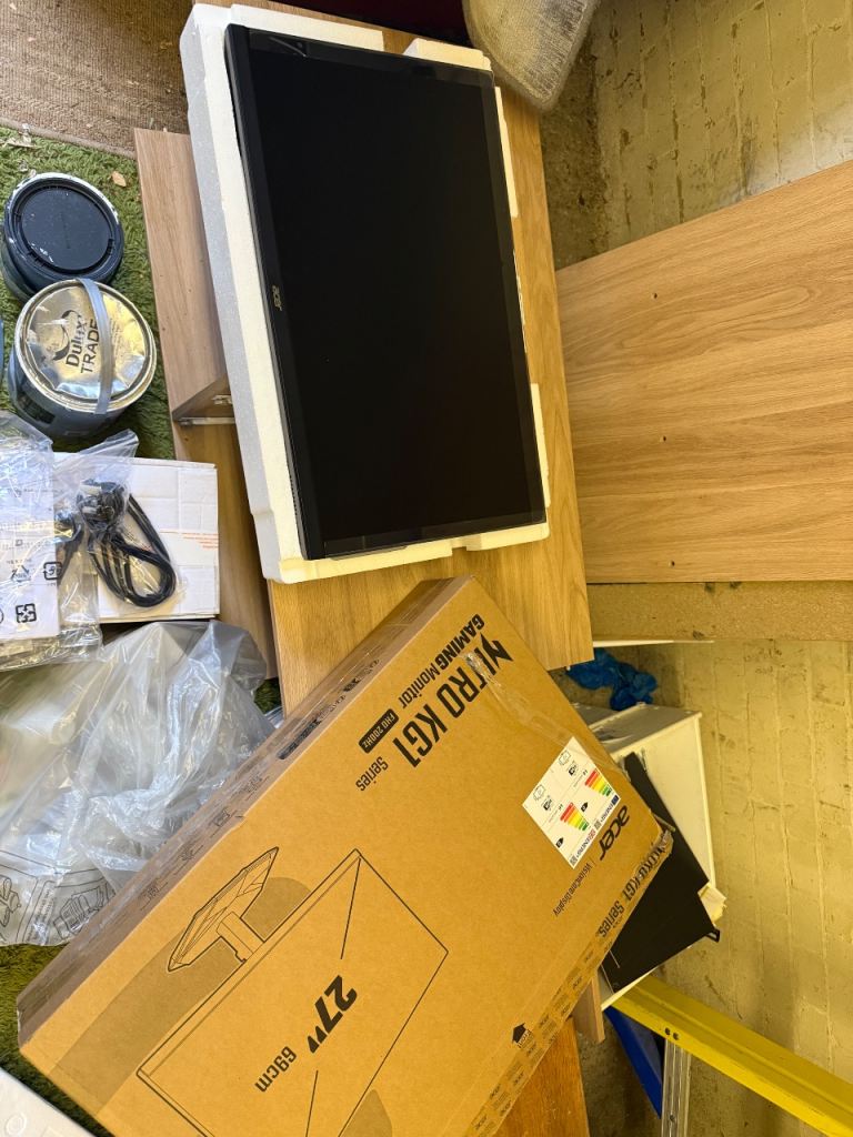 Brand New Acer TV, 27”