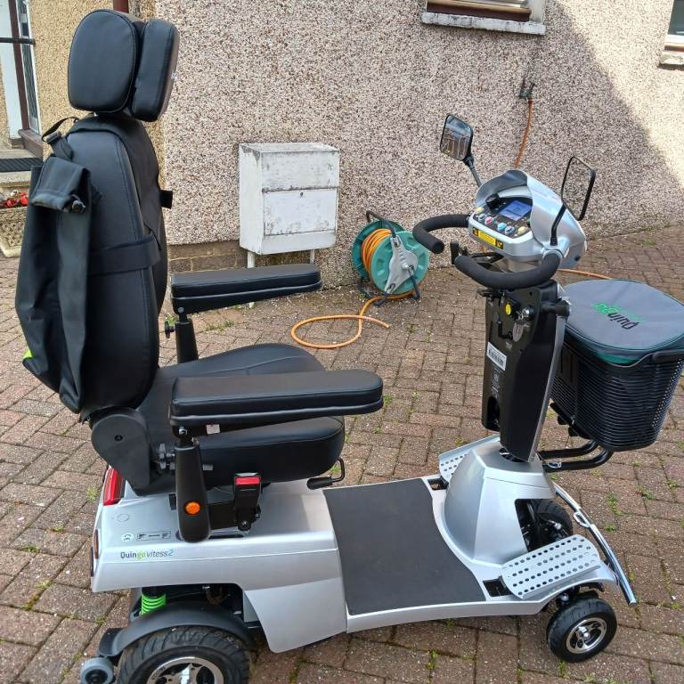 Quingo Vitess Mobility Scooter - Excellent Condition