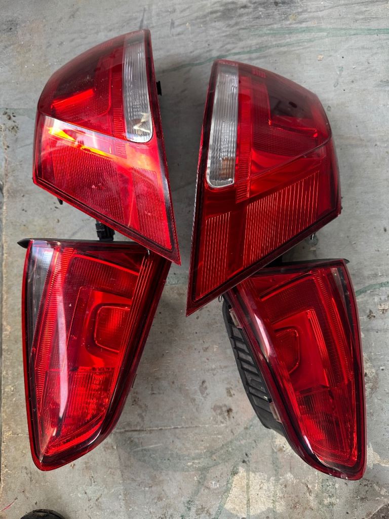 Genuine VW Golf Tail Light Cluster Set (4-Piece) – Valeo OEM