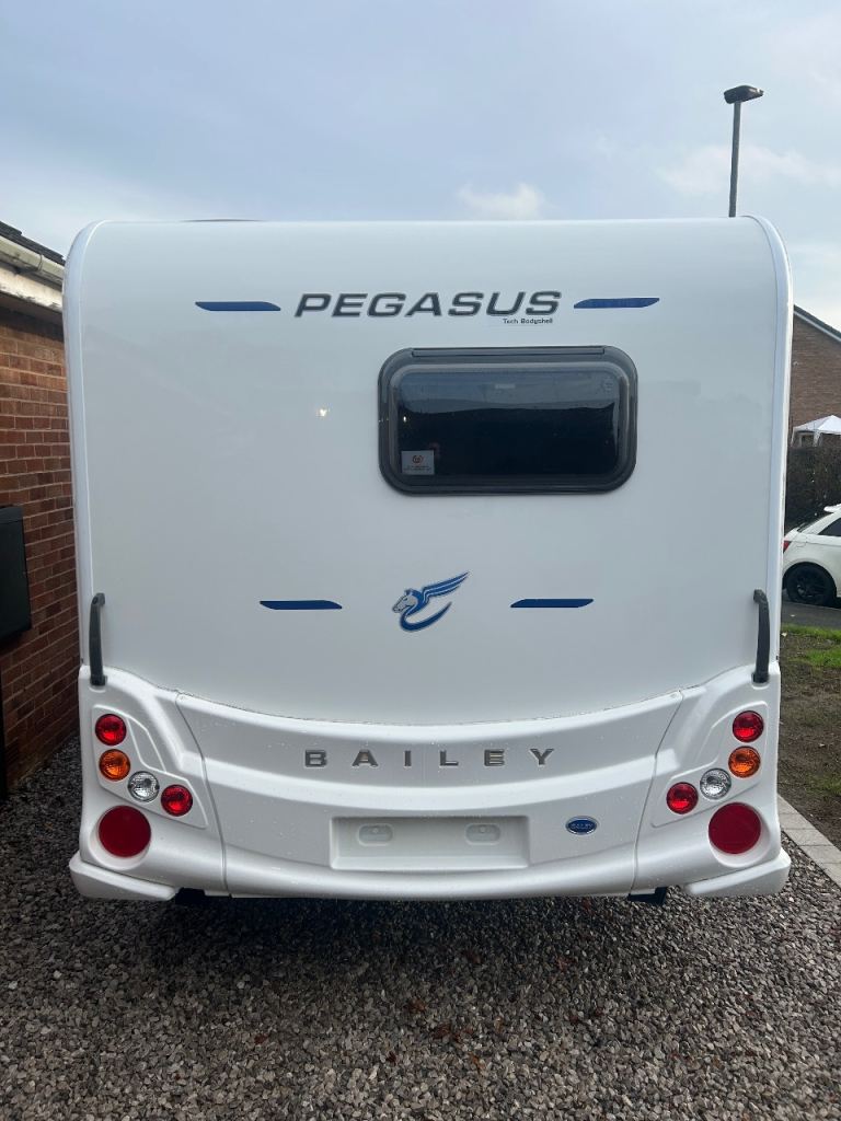 Fixed Bed Bailey Pegasus Modena. 