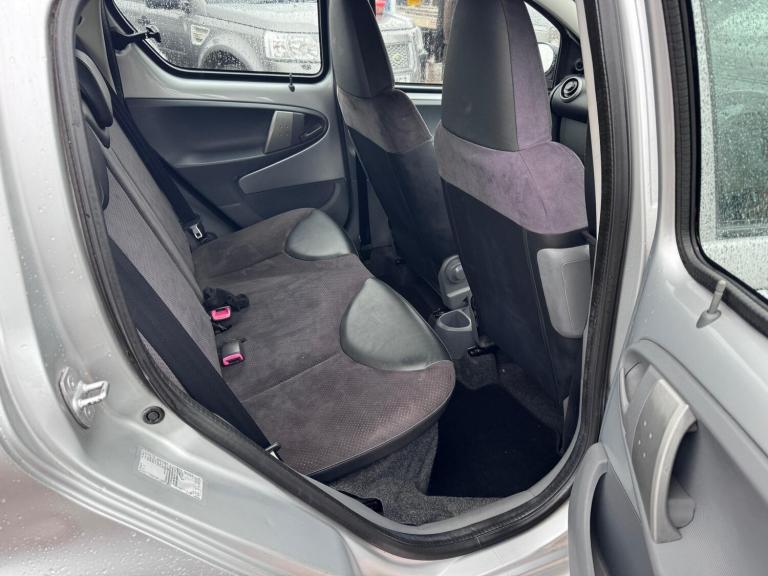 2008 Toyota AYGO 1.0 VVT-i Platinum 5dr [AC] MMT HATCHBACK PETROL Automatic