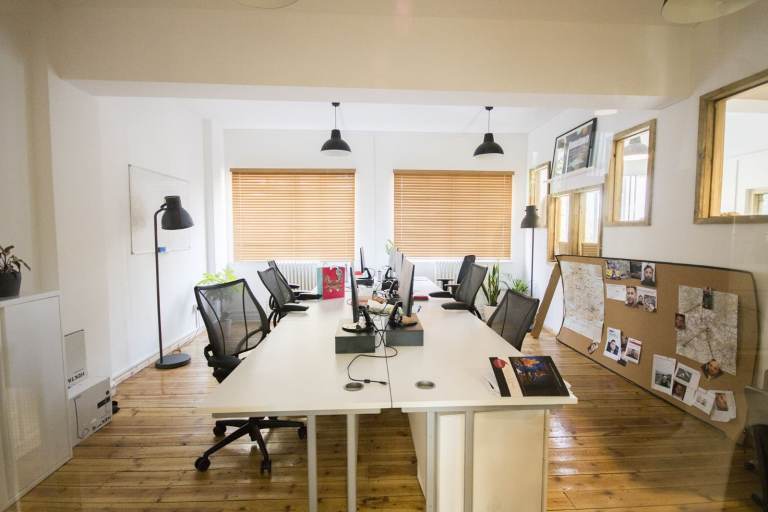 330 sqft Large Office | Creative Space | Artist Studio to Rent In Mile End East London E3