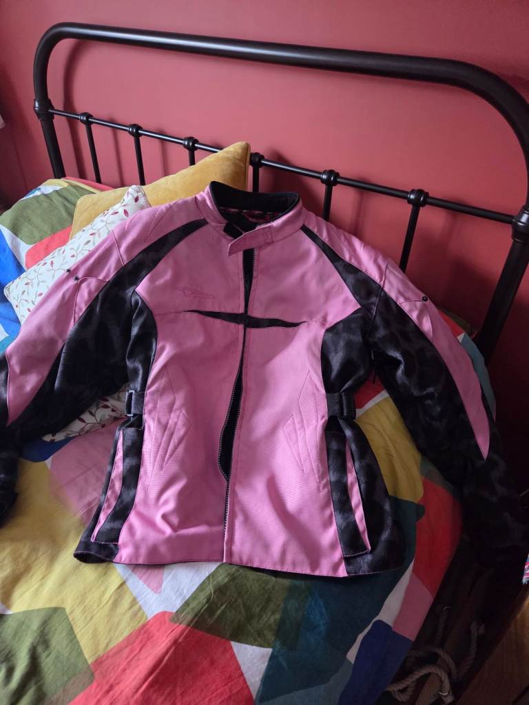 Motorcycle jacket. 18. Ladies.  Teknic.  Armoured, waterproof, removeable lining