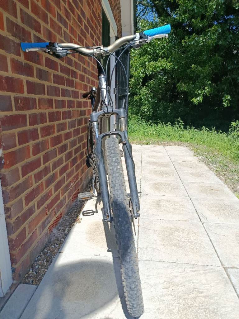 Specalized Hardtail mtb 27.5inch wheels bike push bike bicycle