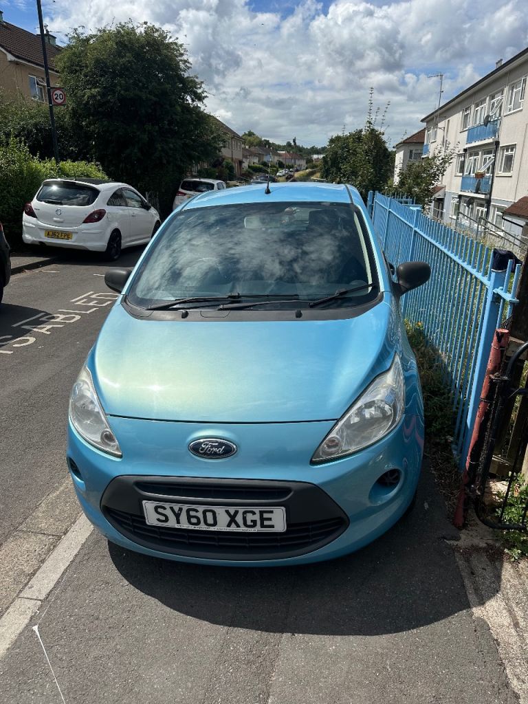 Ford, KA, Hatchback, 2010, Manual, 1242 (cc), 3 doors