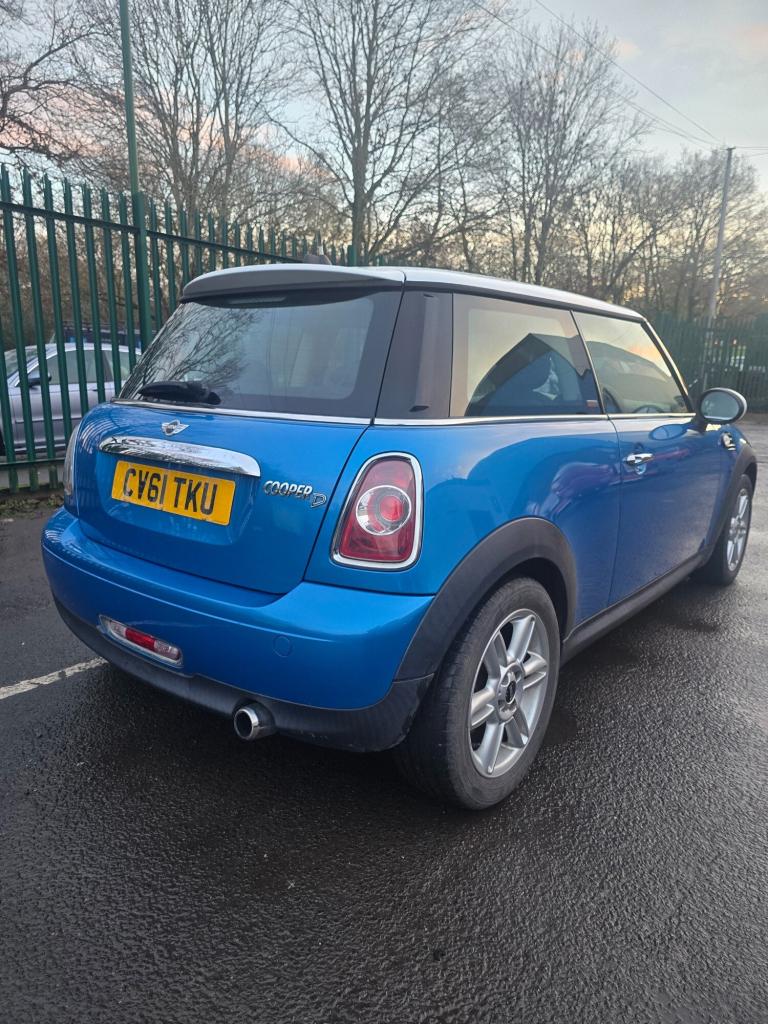 2011 MINI Hatch 1.6 Cooper D Pimlico 3dr HATCHBACK Diesel Manual