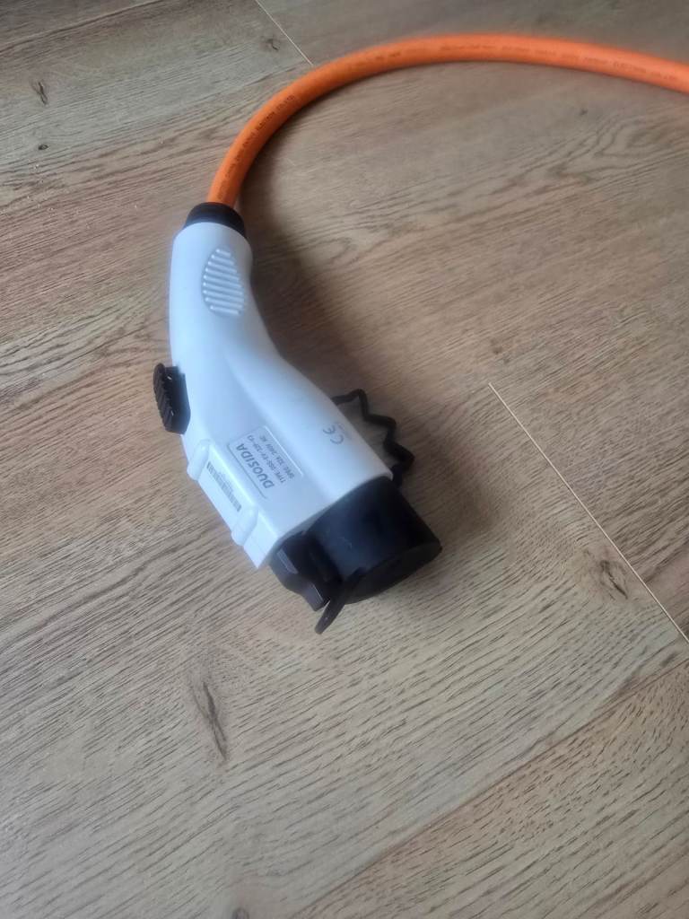 EV Charger Adapter Charging Cable Type2 Inlet to Type1 Plug Flexible 32A 1 Phase  RRP £198.00