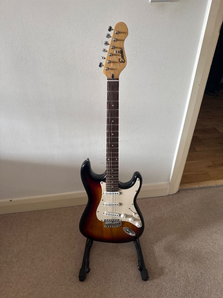 Encore electric guitar. Strat style.